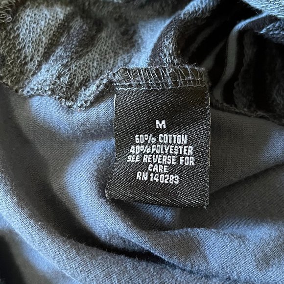 Beautiful Giant tank top Size M - Picture 4 of 5